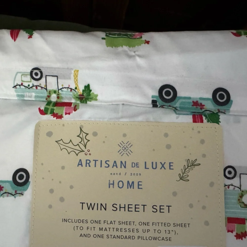 Artisan de luxe cute comfy cozy twin sheet set ( I have other sizes /patterns 2)